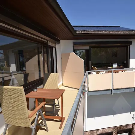 Haus Koenigshoehe アパート