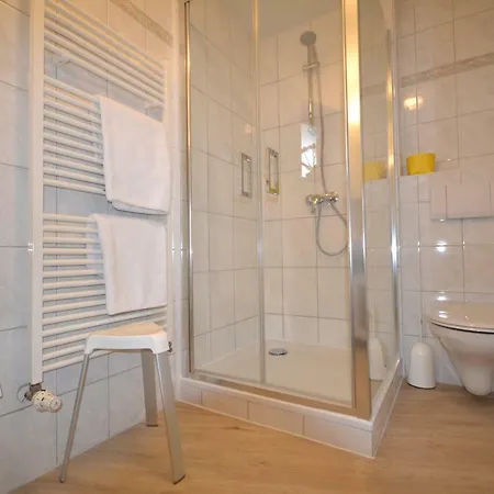 Haus Koenigshoehe Апартаменты Грёмиц